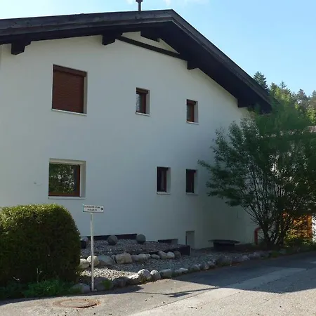 Haus Ferdinand * ליוטאש